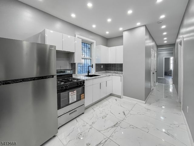 39 Brookdale Ave, Newark City, NJ 07106