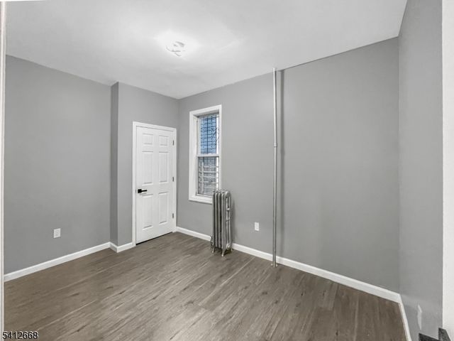 39 Brookdale Ave, Newark City, NJ 07106