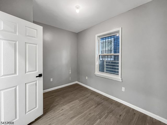 39 Brookdale Ave, Newark City, NJ 07106