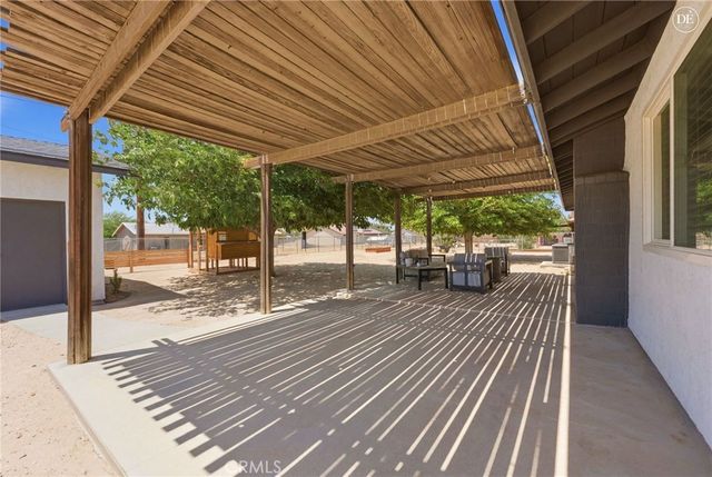 12348 Omak Road, Apple Valley, CA 92308