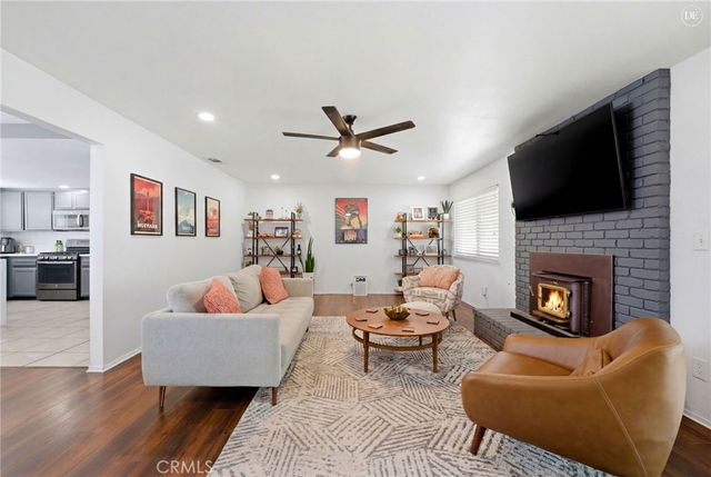12348 Omak Road, Apple Valley, CA 92308