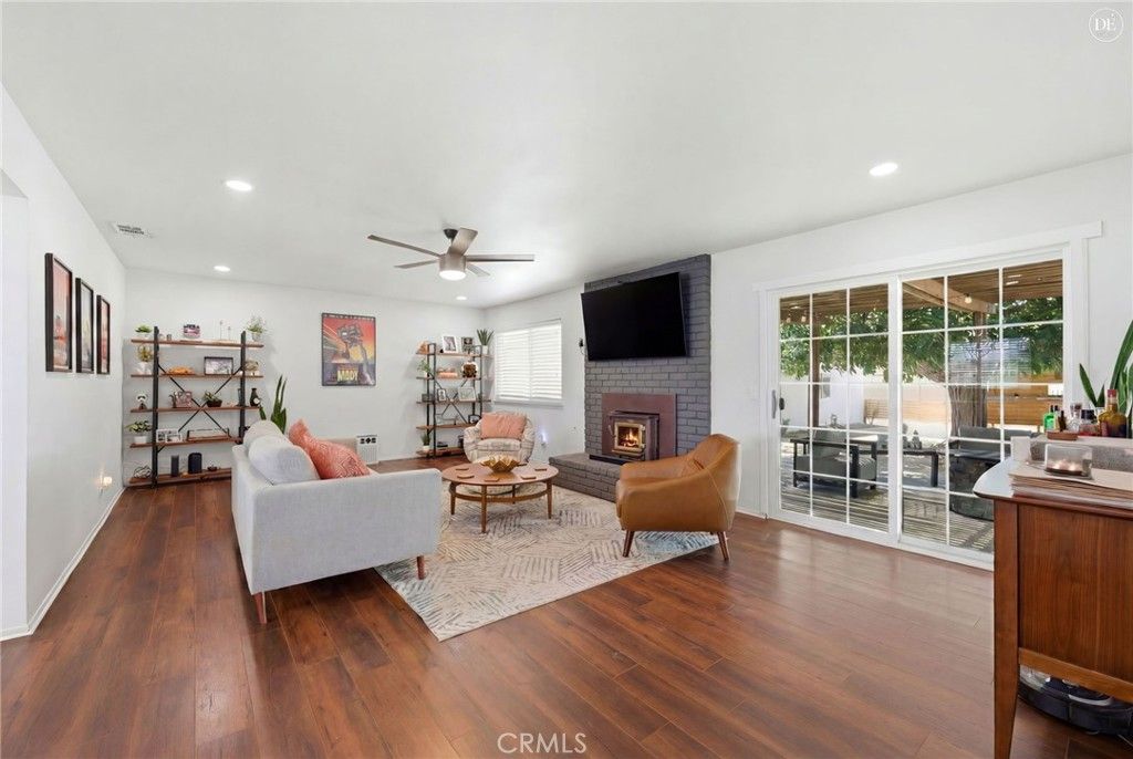 12348 Omak Road, Apple Valley, CA 92308