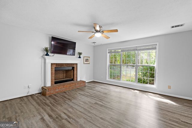 205 Foxdale Court, Lagrange, GA 30240