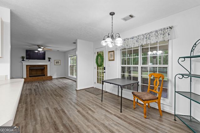 205 Foxdale Court, Lagrange, GA 30240