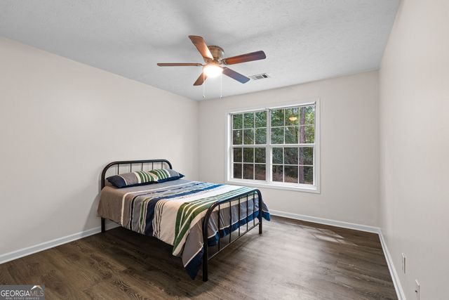 205 Foxdale Court, Lagrange, GA 30240