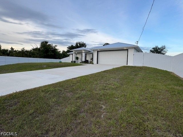 3323 Clearview CIR, Labelle, FL 33935
