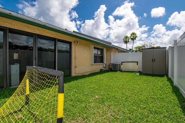 22163 Thomas Terrace, Boca Raton, FL 33433