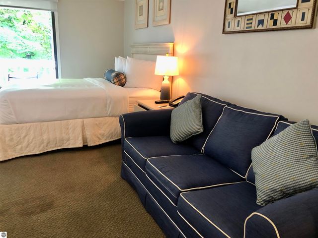 5631 Creeks Crossing, Williamsburg, MI 49690