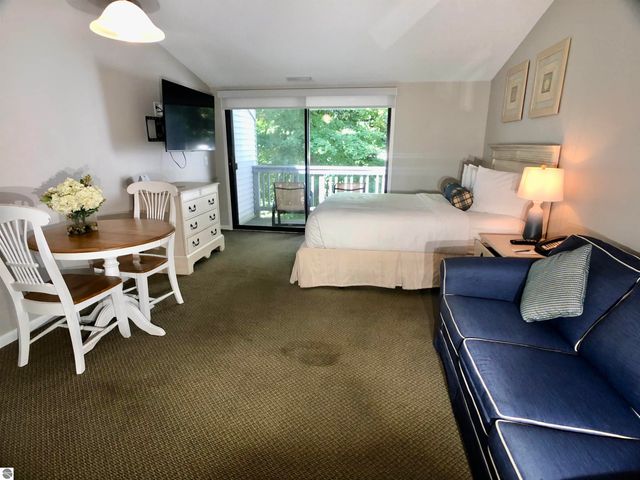 5631 Creeks Crossing, Williamsburg, MI 49690