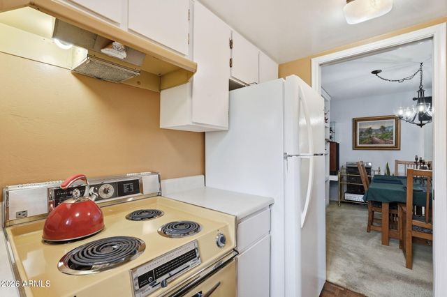 7301 E THORNWOOD Drive, Scottsdale, AZ 85251