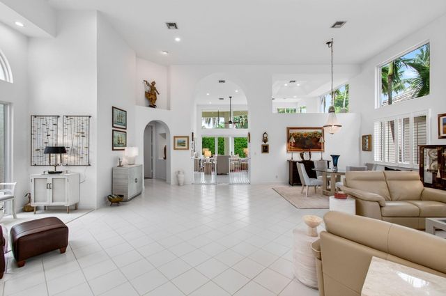 6098 NW 24th Terrace, Boca Raton, FL 33496