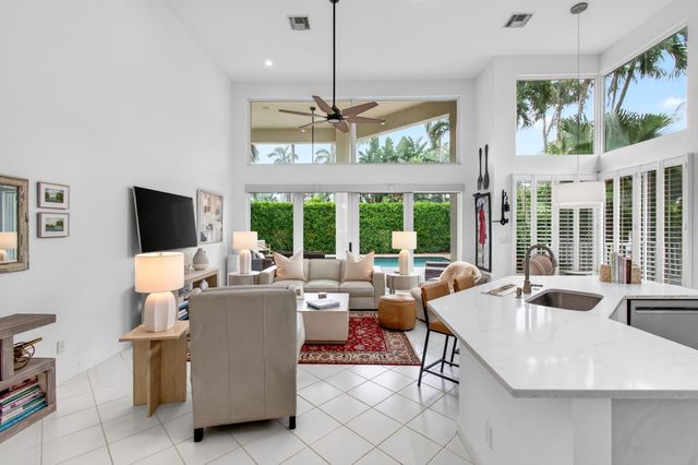 6098 NW 24th Terrace, Boca Raton, FL 33496