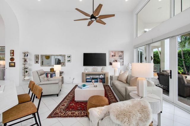 6098 NW 24th Terrace, Boca Raton, FL 33496