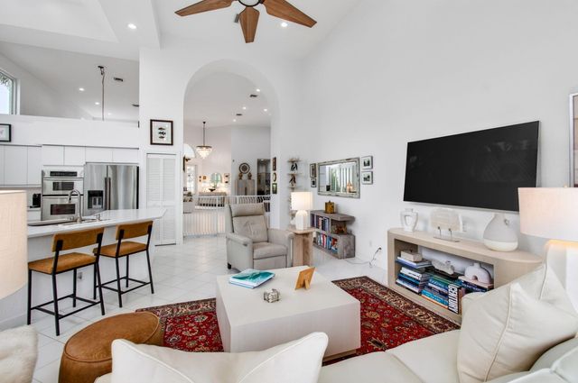 6098 NW 24th Terrace, Boca Raton, FL 33496