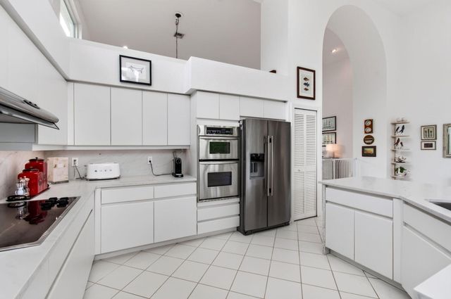 6098 NW 24th Terrace, Boca Raton, FL 33496