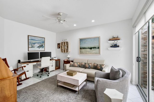 6098 NW 24th Terrace, Boca Raton, FL 33496