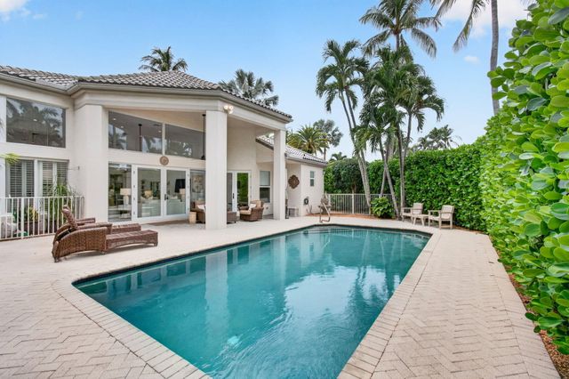 6098 NW 24th Terrace, Boca Raton, FL 33496