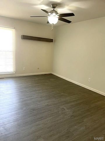 13507 Coliseum Drive C, Chesterfield, MO 63017