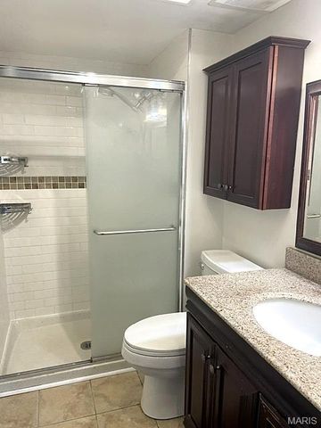 13507 Coliseum Drive C, Chesterfield, MO 63017