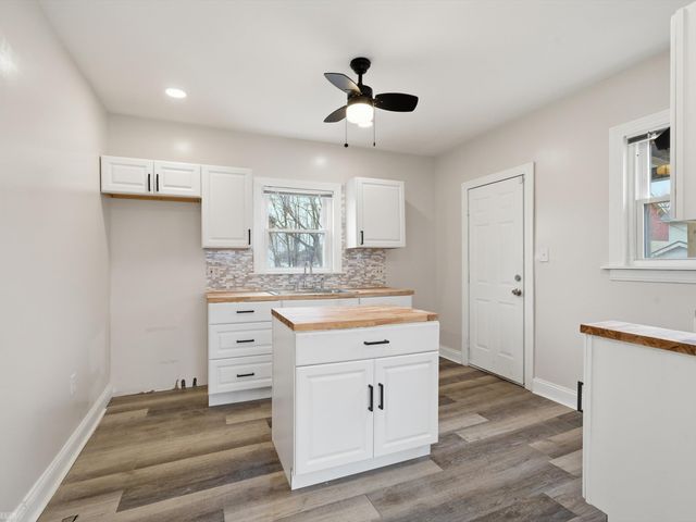 2334 Highland Street, Detroit, MI 48206