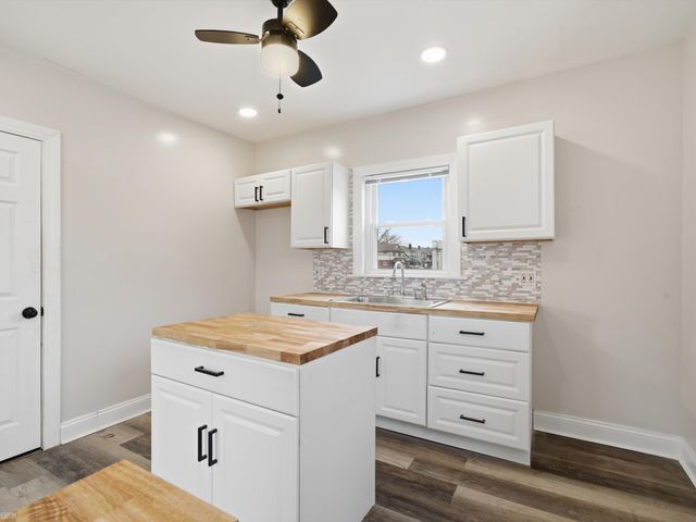 2334 Highland Street, Detroit, MI 48206