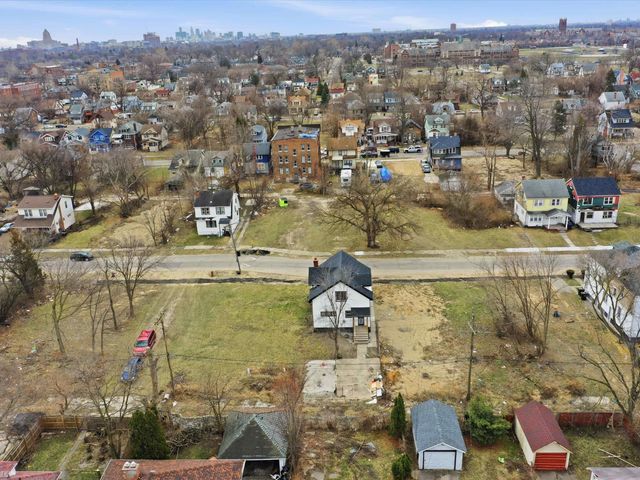 2334 Highland Street, Detroit, MI 48206