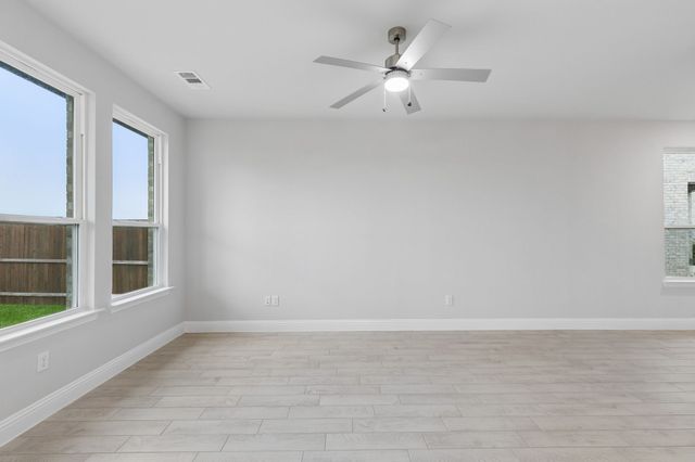 1220 Triton Drive, Seagoville, TX 75159