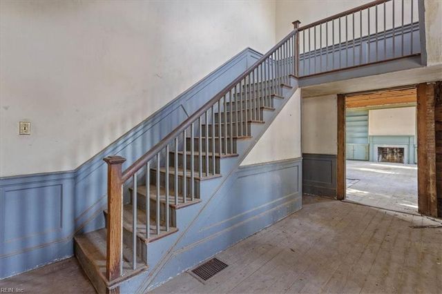 13894 Rolfe HWY, Surry, VA 23883