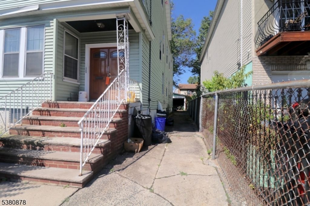 123 Columbia Ave, Newark City, NJ 07106 — photo 2