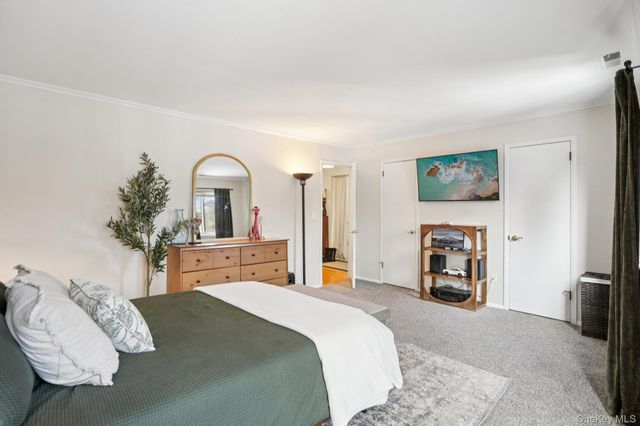 168 Birchwood Close, Chappaqua, NY 10514