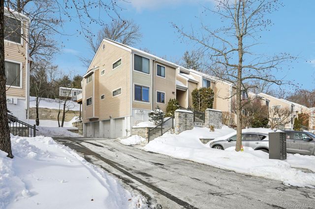 168 Birchwood Close, Chappaqua, NY 10514