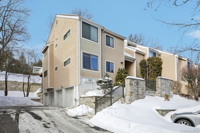 168 Birchwood Close, Chappaqua, NY 10514