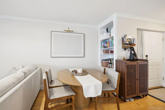 168 Birchwood Close, Chappaqua, NY 10514