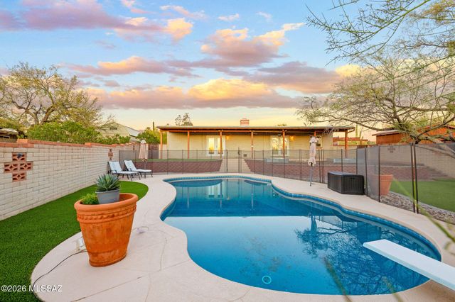 3721 N Sierra Madre Drive, Tucson, AZ 85749