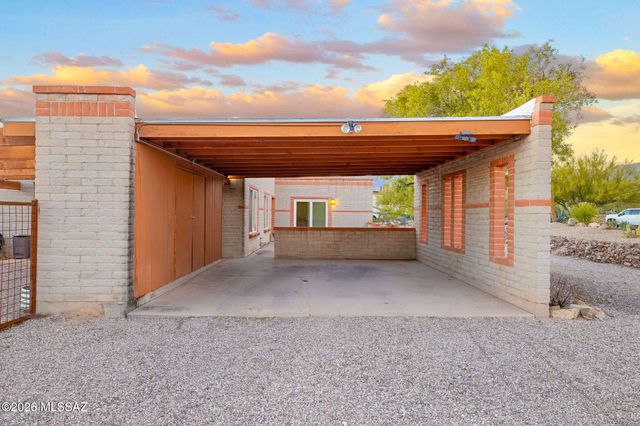 3721 N Sierra Madre Drive, Tucson, AZ 85749