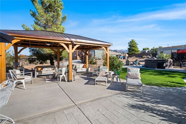 2124 Blackfoot Drive, Kingman, AZ 86401