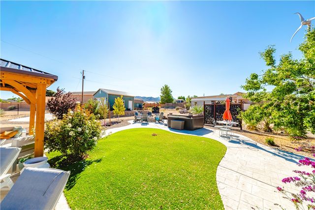 2124 Blackfoot Drive, Kingman, AZ 86401