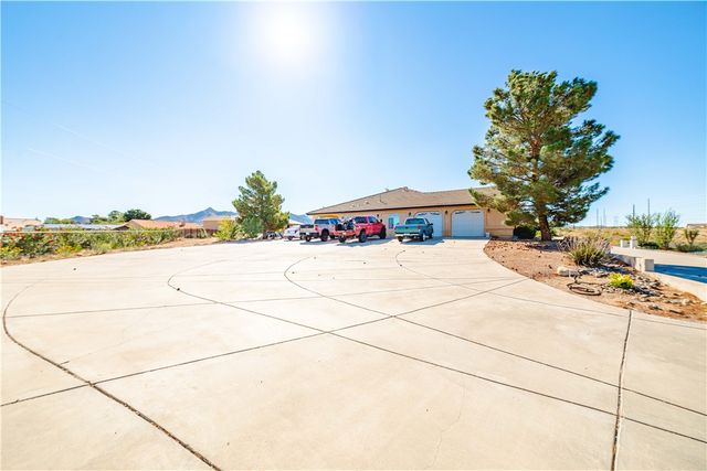 2124 Blackfoot Drive, Kingman, AZ 86401