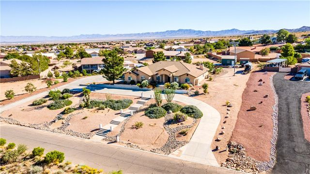 2124 Blackfoot Drive, Kingman, AZ 86401