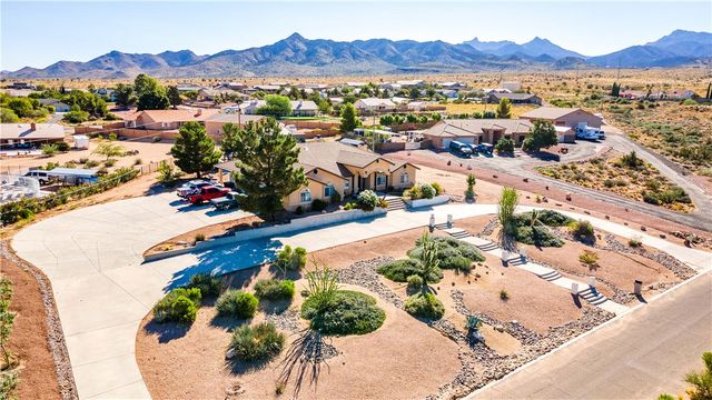 2124 Blackfoot Drive, Kingman, AZ 86401