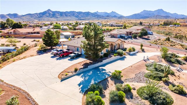 2124 Blackfoot Drive, Kingman, AZ 86401