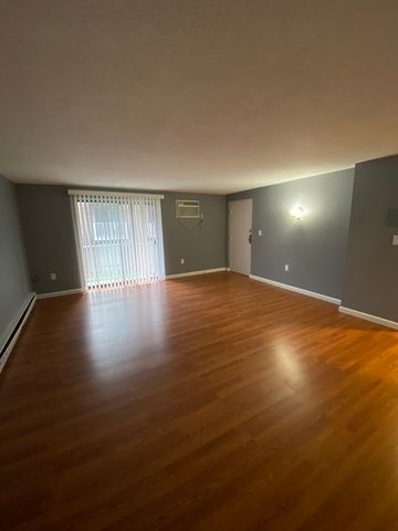 1186 Worcester Road 1211, Framingham, MA 01702