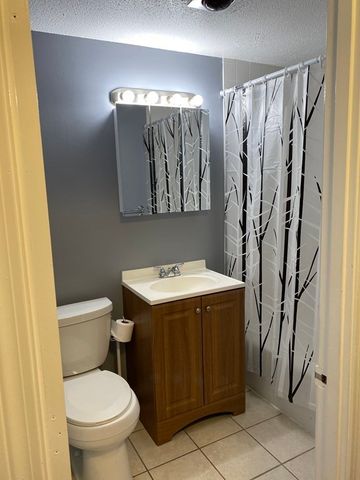 1186 Worcester Road 1211, Framingham, MA 01702