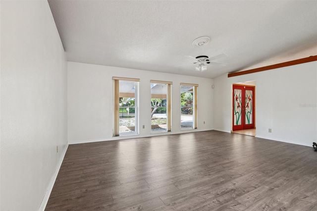 1576 OHIO AVENUE, Palm Harbor, FL 34683