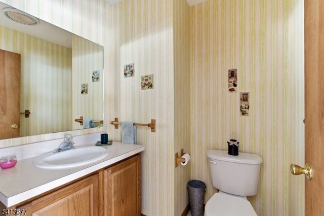 5 Angus Ln, Blairstown Twp., NJ 07825