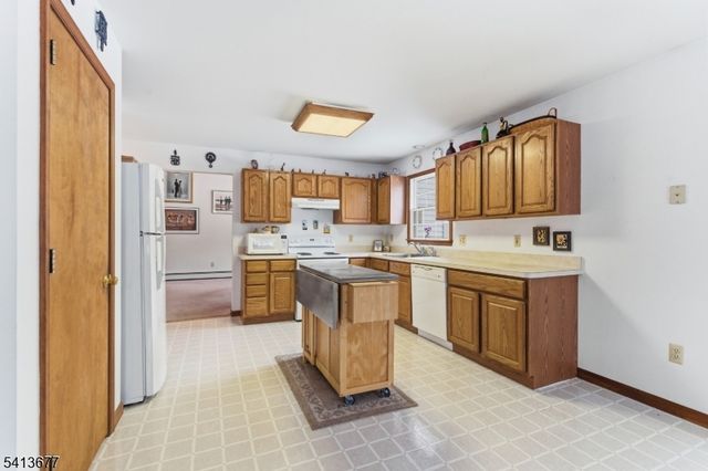 5 Angus Ln, Blairstown Twp., NJ 07825