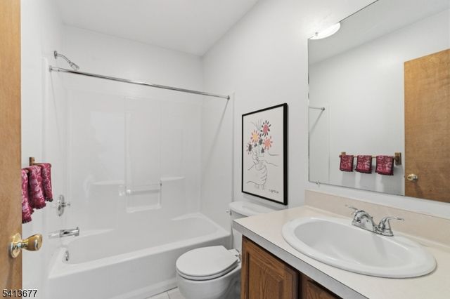 5 Angus Ln, Blairstown Twp., NJ 07825