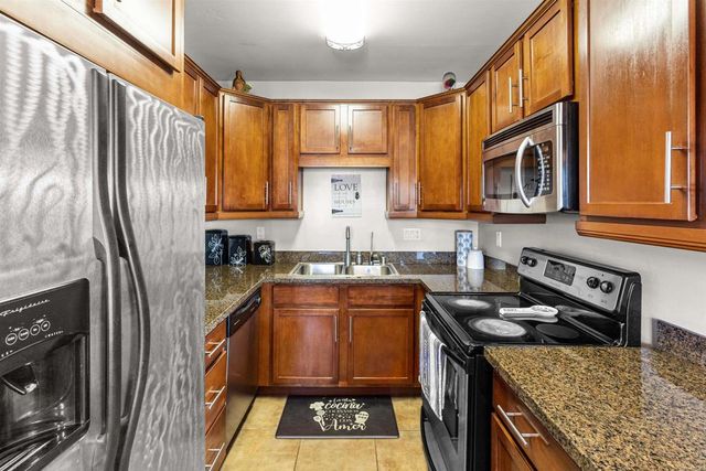 4560 60th Street 20, San Diego, CA 92115
