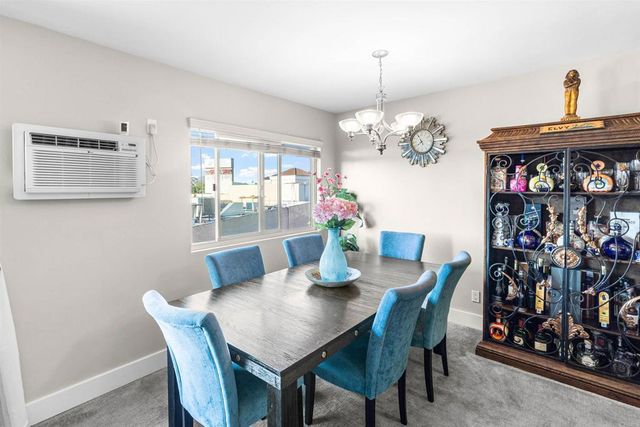 4560 60th Street 20, San Diego, CA 92115