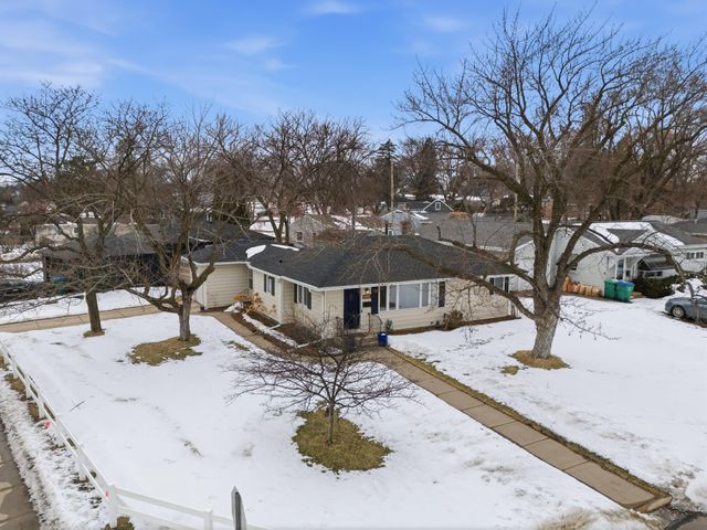 2524 Boone Avenue S, Saint Louis Park, MN 55426